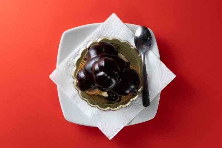 profiterol al cioccolato dessert senza glutine